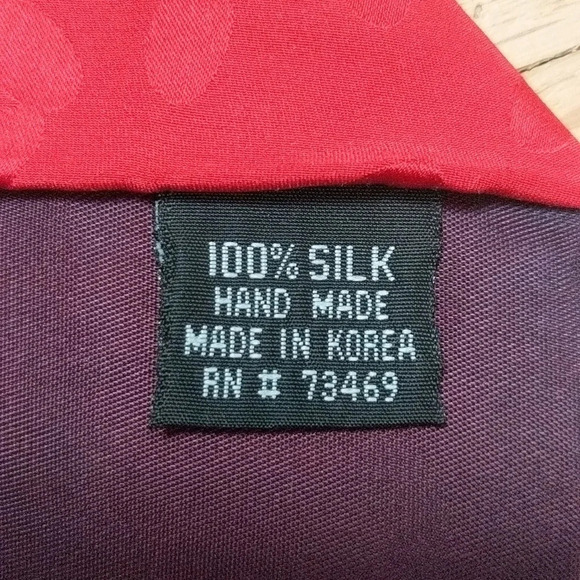 Disney Fishing Mickey and Goofey Silk Tie - Picture 6 of 8